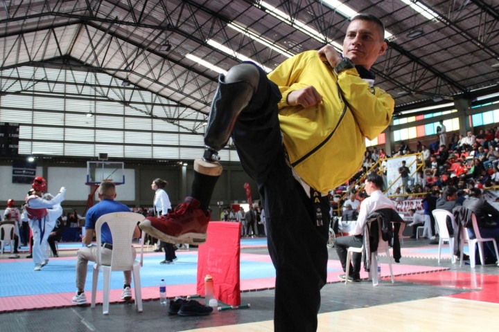 Foto reportaje: Despu&eacute;s de la guerra, el alma sigue invicta