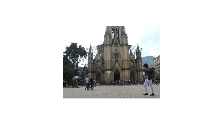 La calle 64 con 13, junto al Parque Lourdes, es una de las zonas m&aacute;s afectadas por los robos.