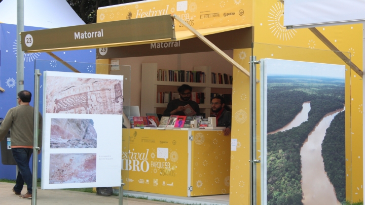 Entre libros, libreros y librer&iacute;as independientes