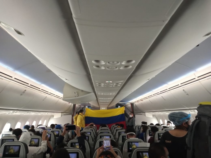 Un vuelo &#039;humanitario&#039; a Colombia que de &#039;humanitario&#039; sólo tiene el nombre