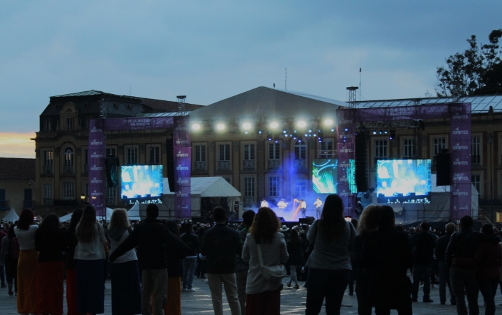 La cultura Llanera se tom&oacute; la Plaza de Bol&iacute;var