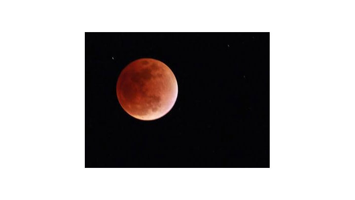 Eclipse de la Superluna en 10 fotograf&iacute;as