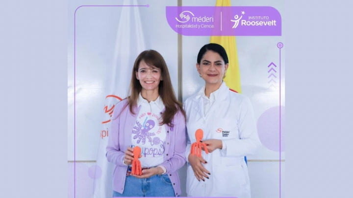 Martha Ospina, Presidenta de la Red Hospitalaria M&eacute;deri y Sandra Orozco, Gestora del Programa Pulpitos Roosevelt