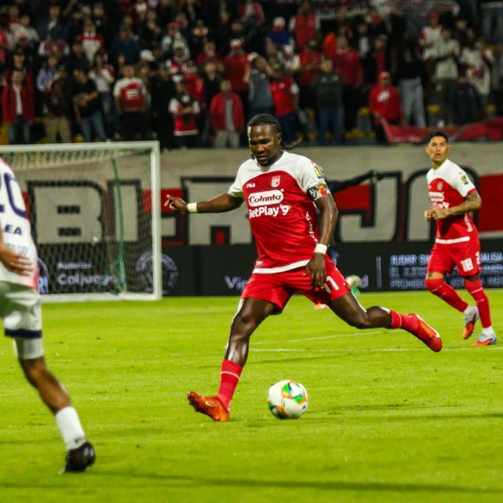 Hugo Rodallega fue la estrella &Aacute;guila del partido