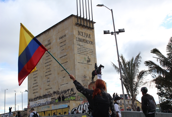 Plant&oacute;n en el Monumento a los H&eacute;roes 10/05/2021