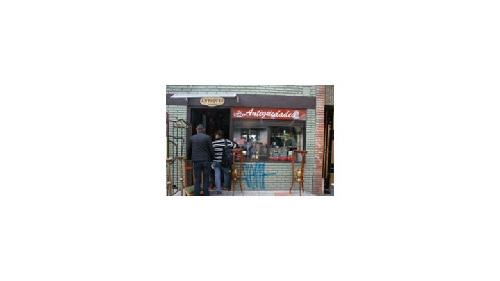 Local de la cuadra de las antig&uuml;edades de Bogot&aacute;