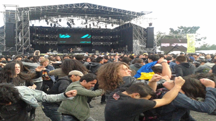 &iexcl;Manos arriba! Lleg&oacute; el Rock