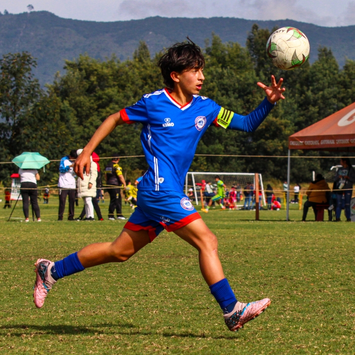 Juan Diego Campos es un crack dentro y fuera de la cancha, demuestra valores y buen fútbol