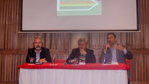 De izquierda a derecha: Ricardo Agudelo (Federación de JAC), Germán Roncancio (movimiento político Congreso de los Pueblos) y Luis Emil Sabiebra (Redepaz). Crédito fotografía: Viviam Leguizamon|||