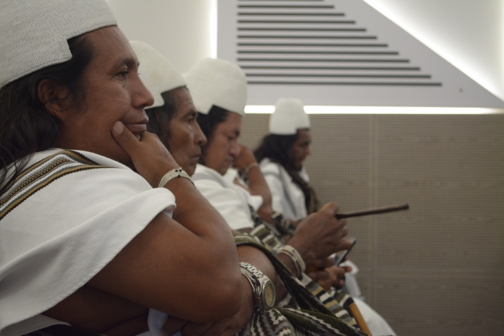 En la Universidad del Rosario se llevó a cabo un ciclo de charlas sobre los magnicidios indígenas y no-indígenas en Colombia. Foto: Sergio Daza
