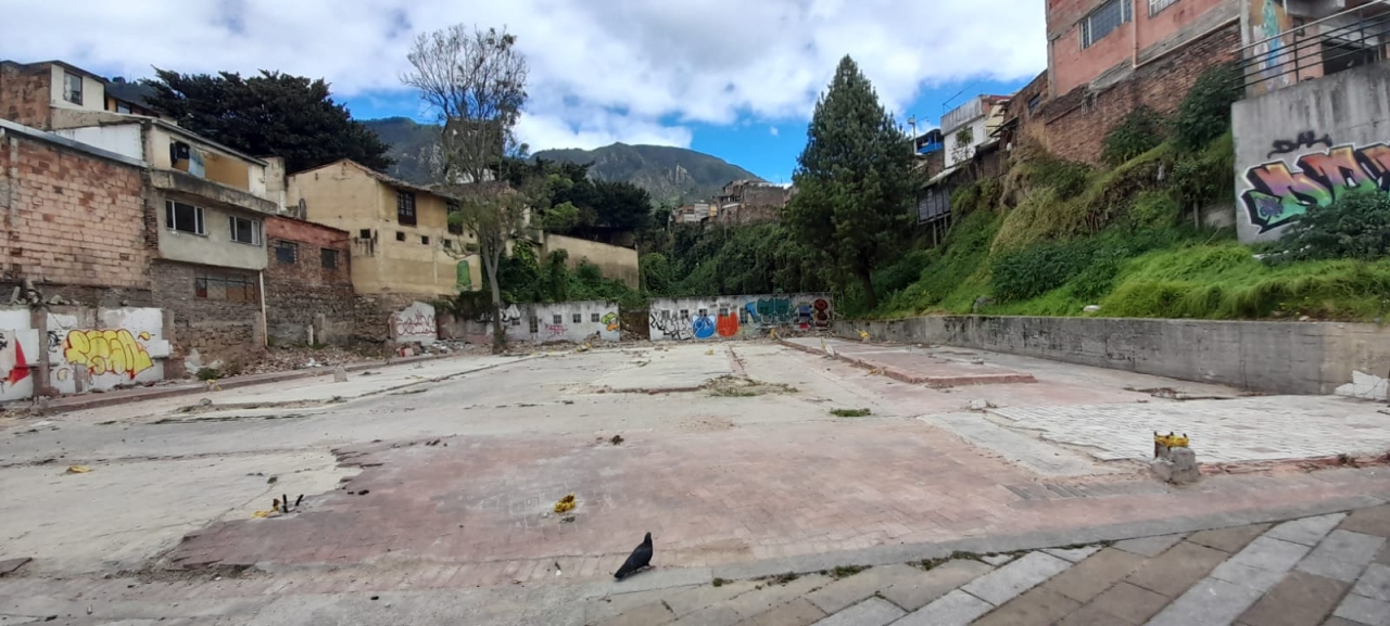 Foto del espacio donde solía estar la Plaza Rumichaca|||