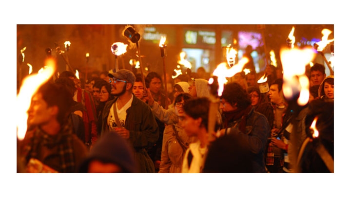 "Marcha de las antorchas" conmemora 64 a&ntilde;os del asesinato de Jorge Eli&eacute;cer Gait&aacute;n