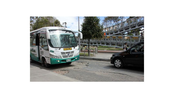 Cada vez son m&aacute;s las v&iacute;as en mal estado en Bogot&aacute;