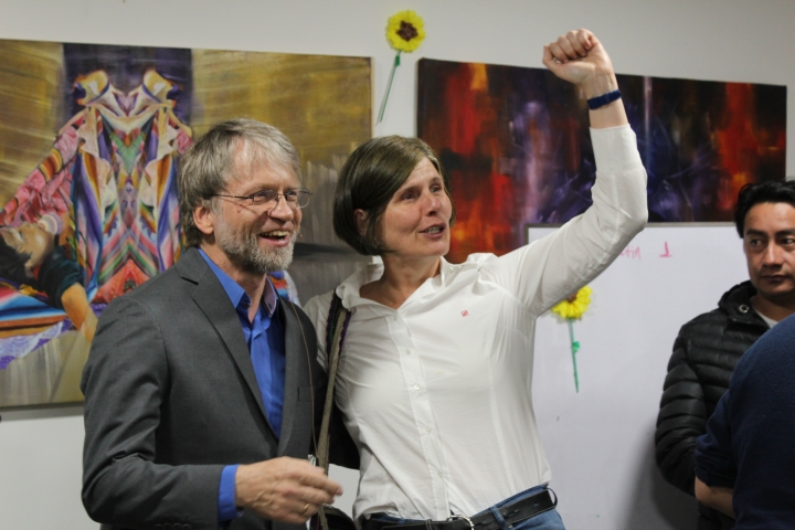 Antanas Mockus celebra junto a su partido el resultado de las elecciones. Foto: Sergio Daza