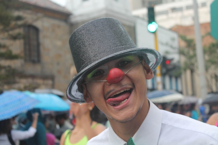 As&iacute; se vivi&oacute; el desfile inaugural del FITB 2016