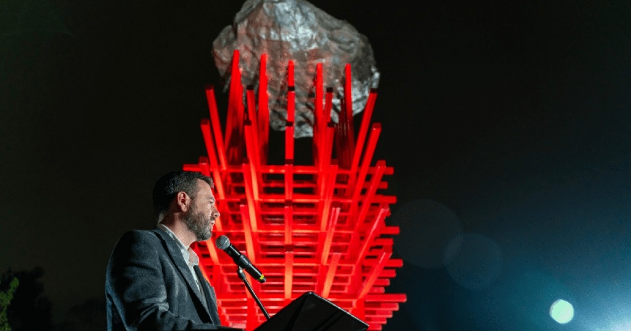 Inauguraci&oacute;n del monumento por el alcalde Carlos Gal&aacute;n|||