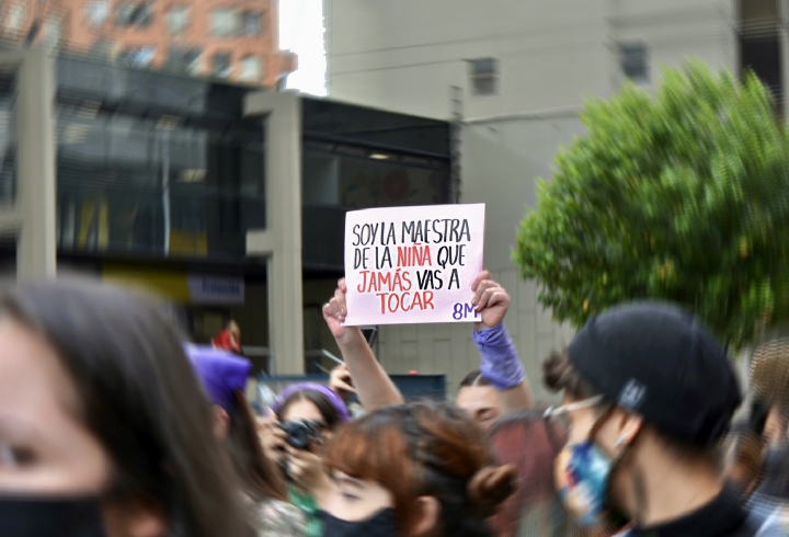 La mayor parte de la jornada transcurrió en talleres, arengas y una marcha serena