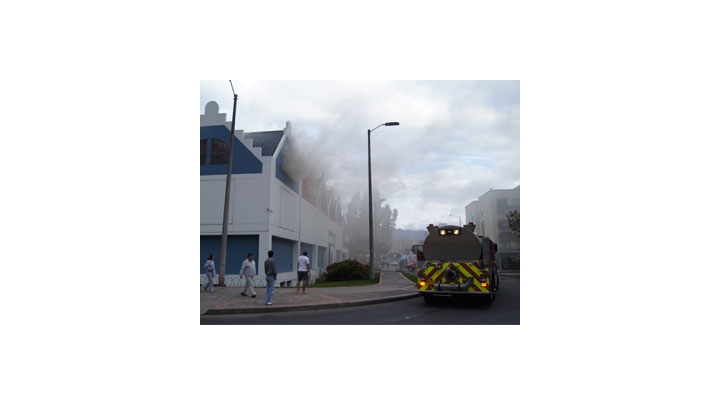 Incendio en el Centro Comercial Portoalegre