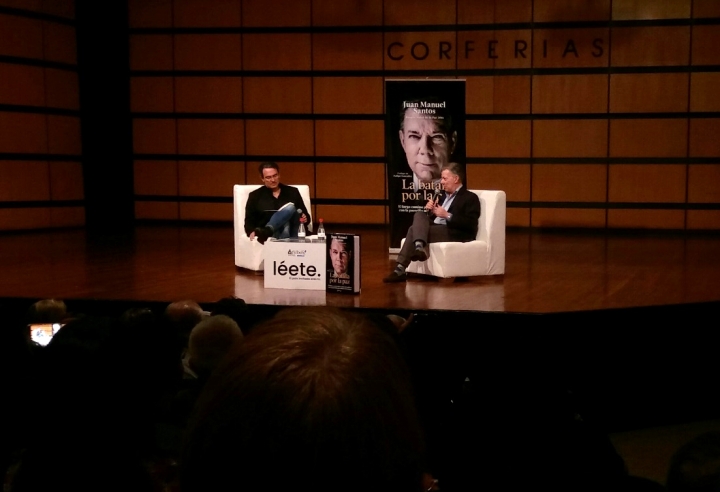 Conservatorio entre Juan Gabriel V&aacute;squez y Juan Manuel Santos