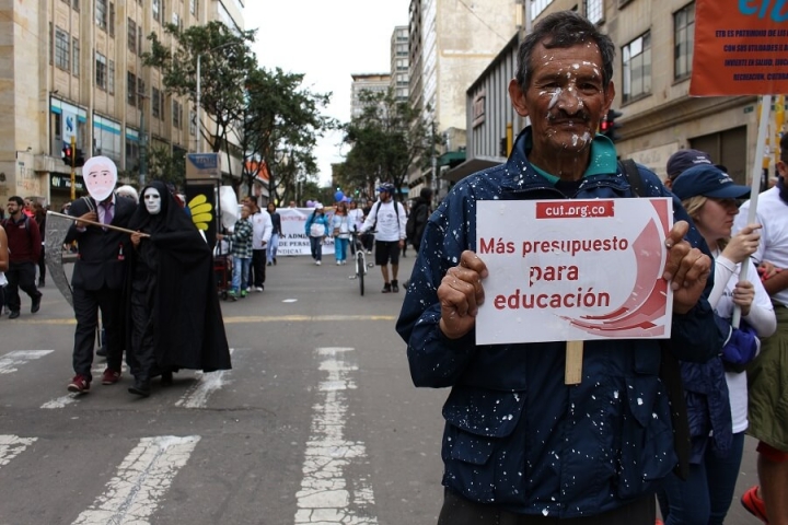 Así se vivió la marcha por el Día Internacional del Trabajo en Bogotá