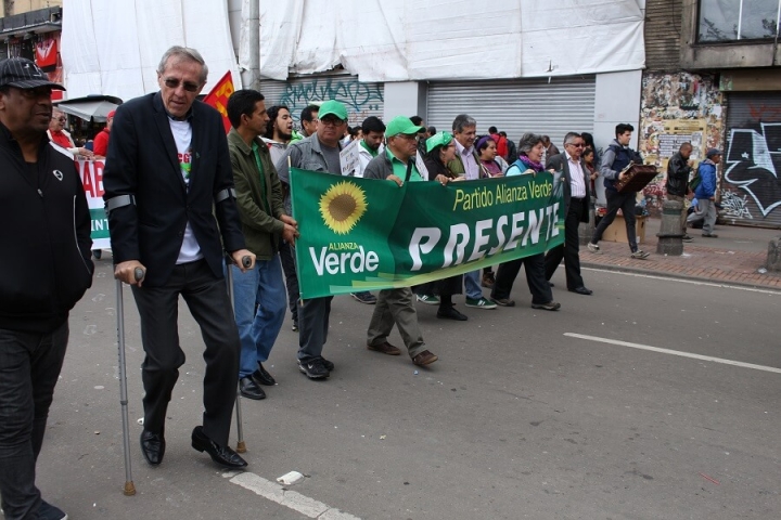 Así se vivió la marcha por el Día Internacional del Trabajo en Bogotá