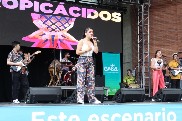 Presentaci&oacute;n de Tropic&aacute;cidos en el festival Tortazo Crea.