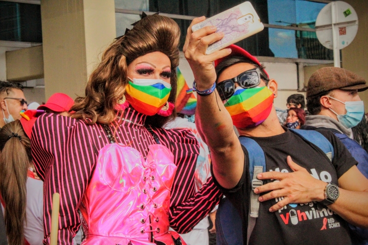 Imágenes de la marcha del orgullo LGBTIQA+ en Bogotá