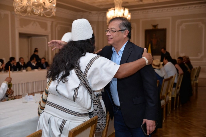 Presidente Petro se reúne con líderes indígenas en la Casa Nariño