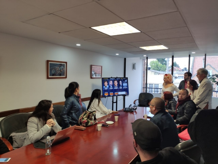 Sede Partido Farc. Esperando los resultados de las elecciones