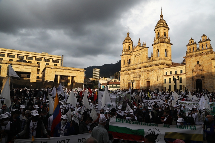 Fin de la Marchas en la Plaza Simón Bolívar