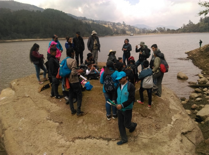 Capacitación en avistamiento de aves por Reeconociendo Turismo Rural Campesino.