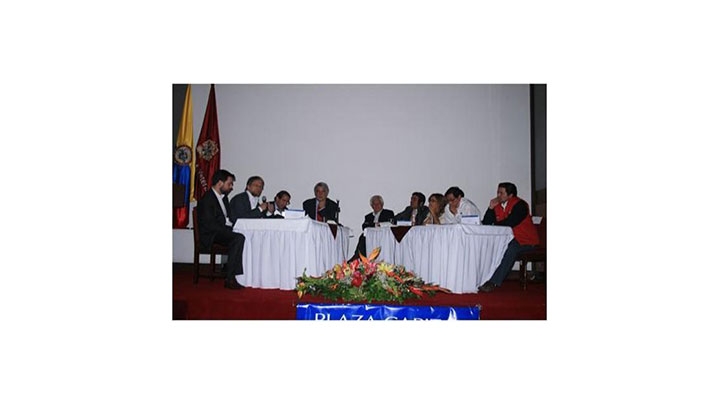 Dionisio Araujo y Carlos Guevara no participaron en el debate.