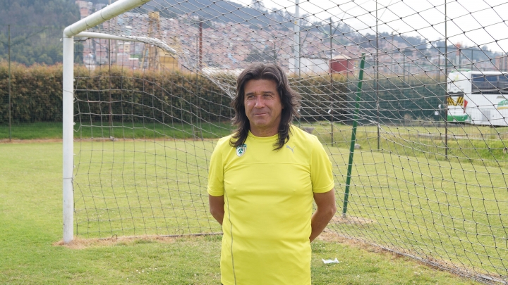 Álvaro Duarte técnico del equipo femenino de Equidad Futbol Club