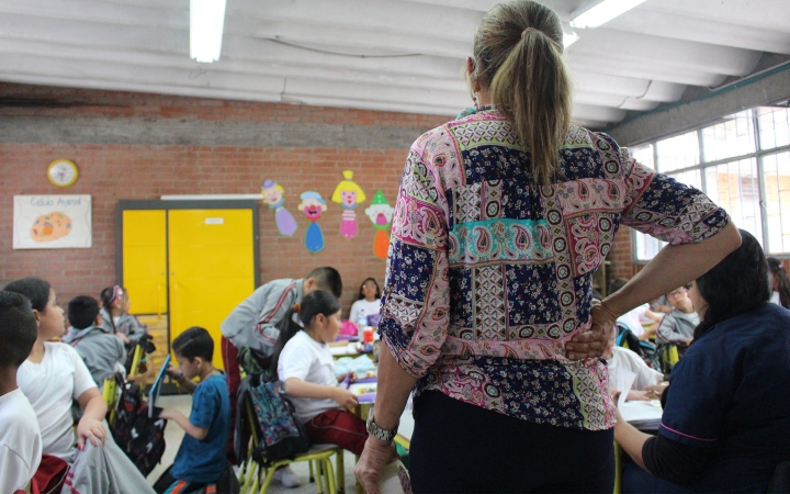 Imagen de un colegio en Bogotá