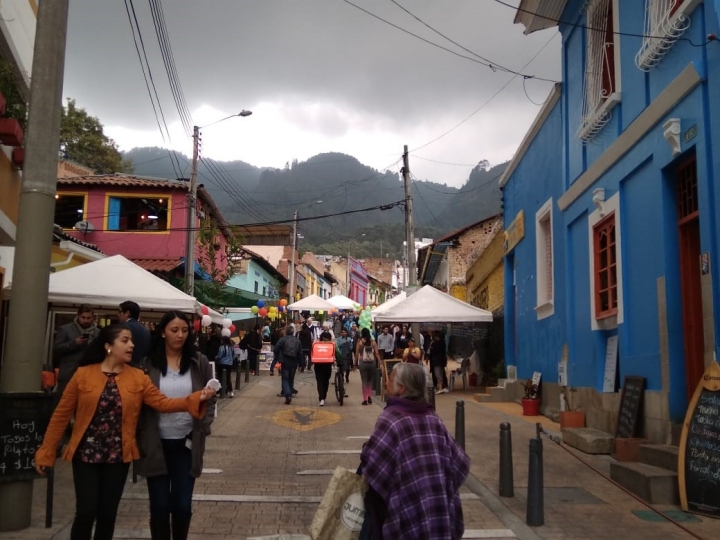 La Perseverancia recibe a los ciudadanos interesados en la comida típica de todo el país.