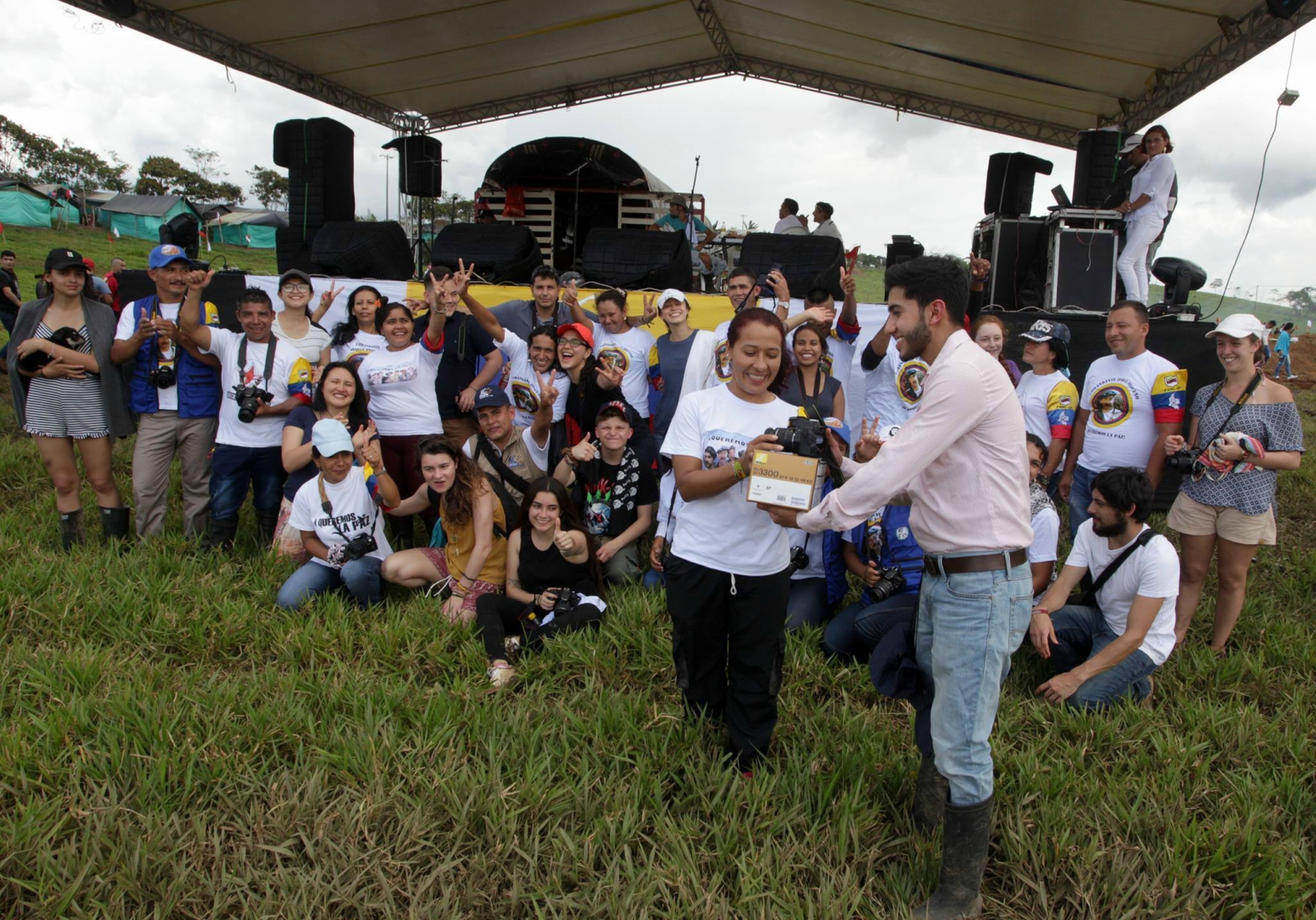  “Que sus únicos disparos sean desde una cámara”