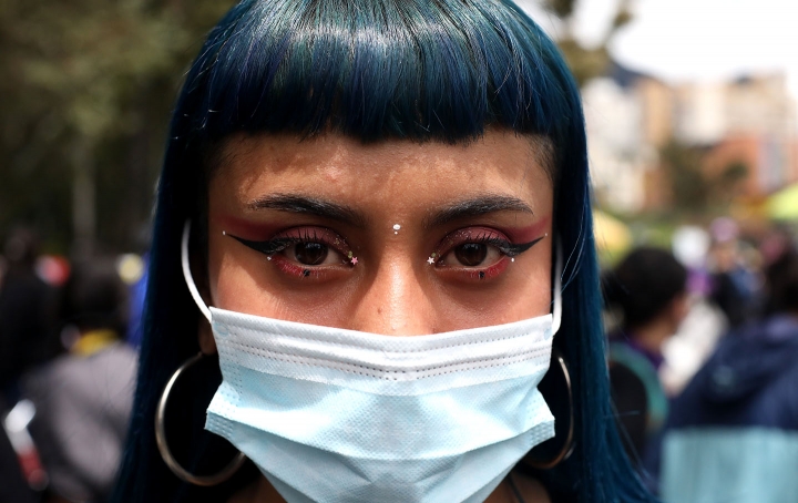 Retrato a una joven manifestante