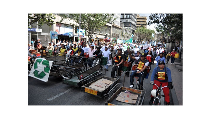 Protesta contra la reubicaci&oacute;n