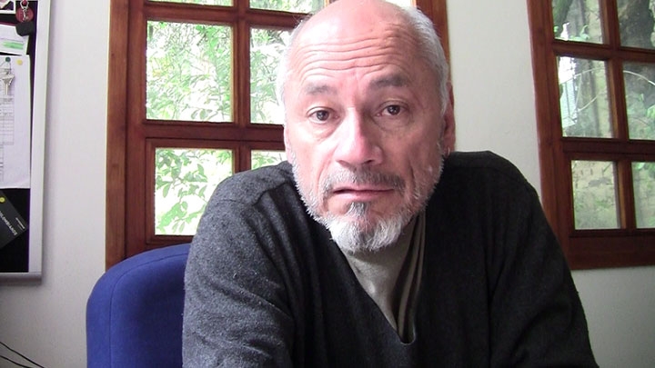 Omar Rinc&oacute;n, cr&iacute;tico de televisi&oacute;n