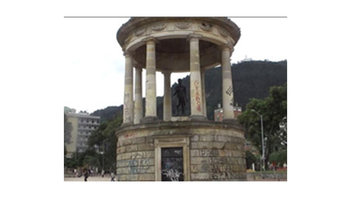 El estado de la mayor&iacute;a de monumentos deja mucho que desear.