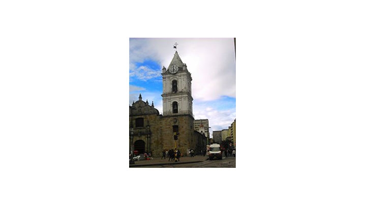 Iglesia San Francisco ubicada en la Avenida Jim&eacute;nez con la  carrera S&eacute;ptima.