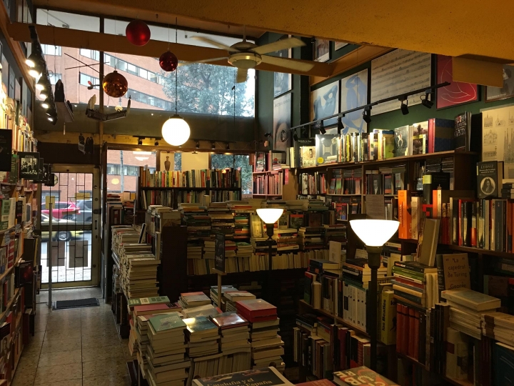 La librería que fomenta el pensamiento crítico