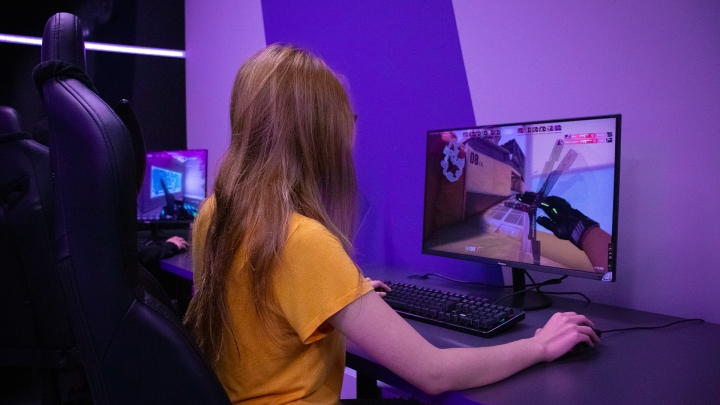 Equipos femeninos de e-sports: cambiando el juego