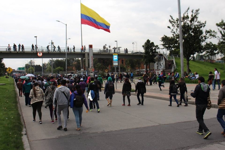 Marcha de maestros en Bogot&aacute;