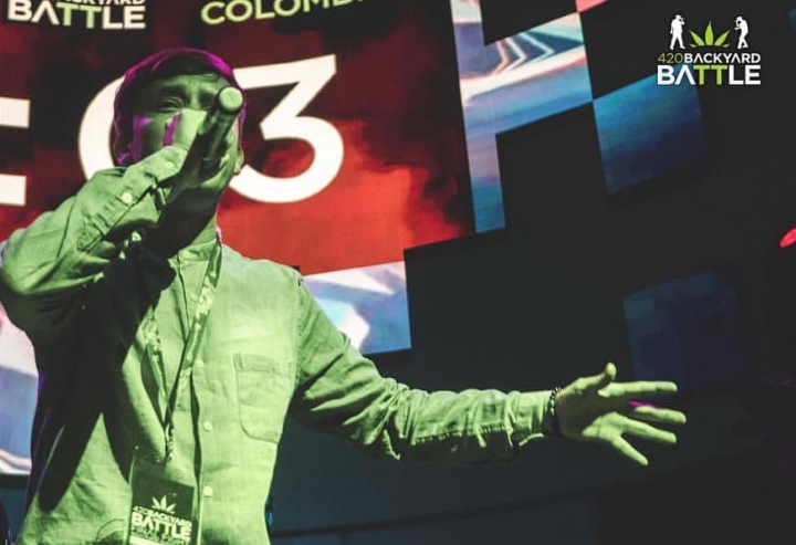 Lumiere representando a Colombia en una competencia internacional espa&ntilde;ola.