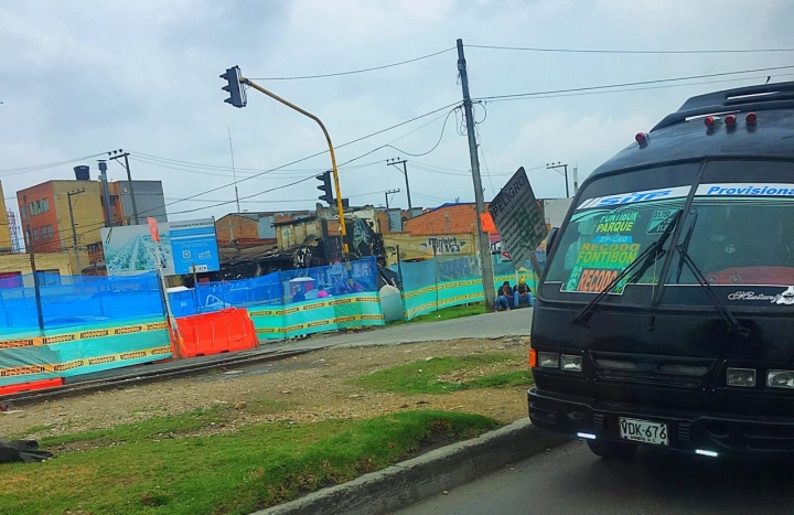 Obra en la calle 22 con carrera 96, punto intermedio de las obras en a Avenida del Ferrocarril