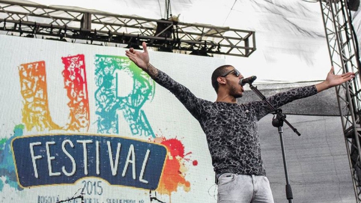 En el #URFestival2015 Manuel Medrano botando toda la energ&iacute;a para los rosaristas!