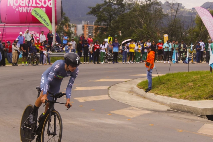 Ciclista sub-23 ante los ojos de los Zipaquire&ntilde;os