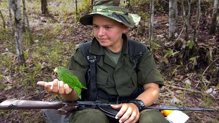 Reinserci&oacute;n de menores del grupos armados