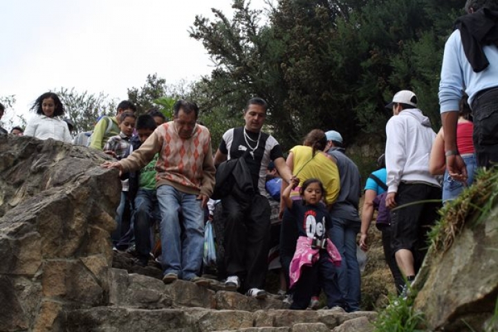 Subiendo a Monserrate